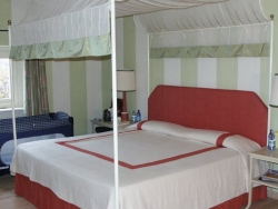 Mod. 25 - Letto matrimoniale