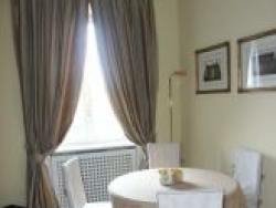 Tendaggio Tradizionale su bastone in ottone